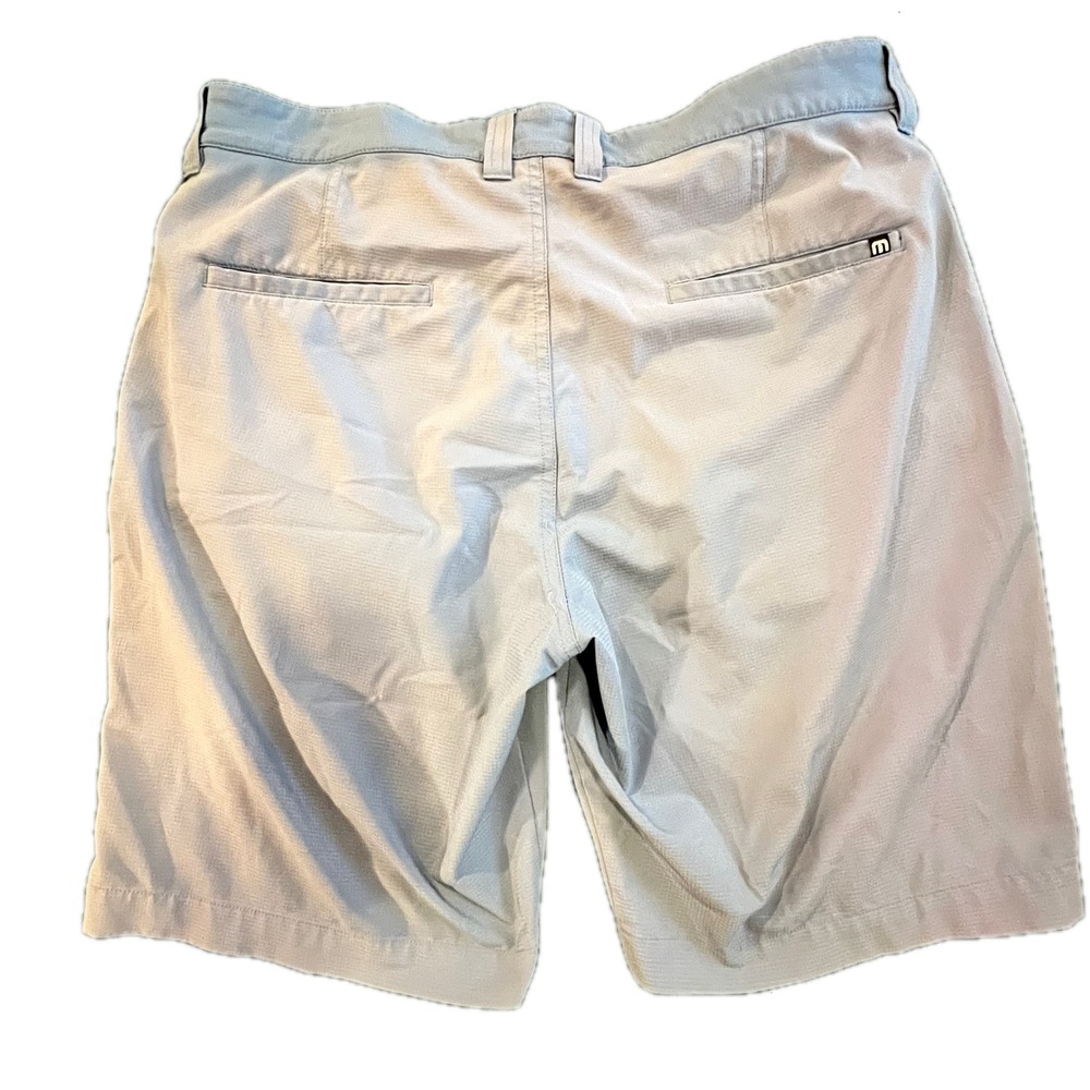 Mens TravisMathew 34 Excellent Light Blue Golf Shorts Solid Polyester Stretch - Picture 3 of 13